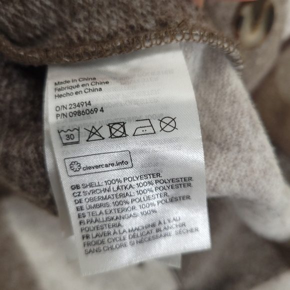 H & M Felted Oversized plaid shirt in woven felted fabric Jacket, - Picture 7 of 10